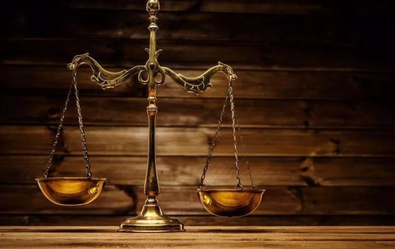 中央政府門戶網(wǎng)站介紹中國(guó)的律師制度