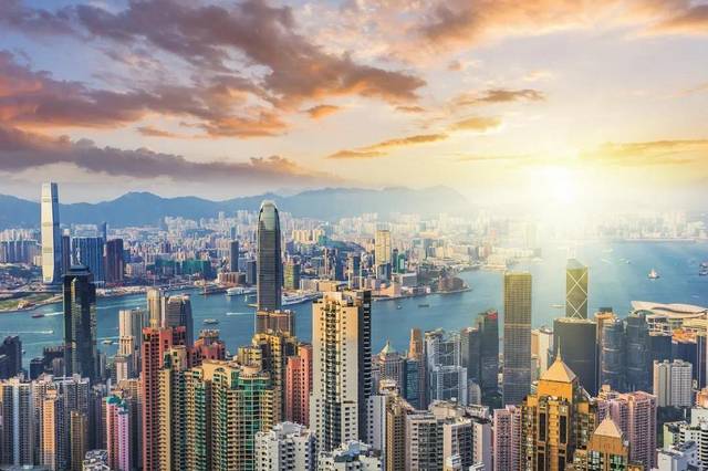 香港在內(nèi)地設(shè)立的分公司或代表處如營(yíng)業(yè)執(zhí)照到期了，是要辦理什么公證用于延期呢？