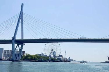 移民香港后要變更內地房產信息怎么公證香港護照和中國內地護照都是同一個人呢？