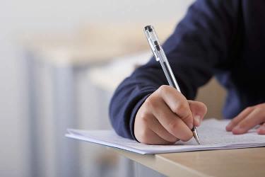 香港公司董事不在香港如何辦理公證用于在深圳設(shè)立外商投資企業(yè)呢？