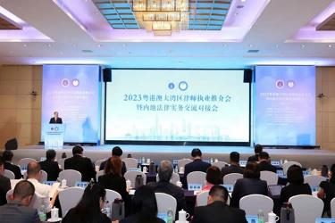 廣東積極推進(jìn)大灣區(qū)律師執(zhí)業(yè)試點(diǎn)，已有350多名大灣區(qū)律師