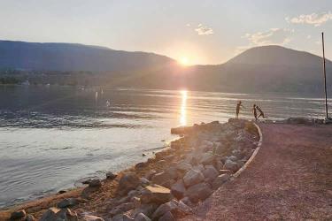 已有香港高院授予的遺產(chǎn)管理書(shū)怎么辦理親屬關(guān)系及遺囑狀況聲明書(shū)公證呢？