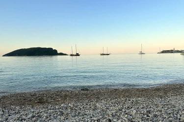 出生于內(nèi)地的香港人要申請(qǐng)新西蘭居留權(quán)必備的中英文出生公證書怎么辦理？